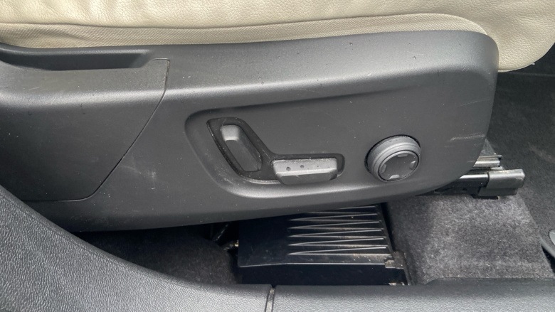 Volvo Xc40 1.5 T5 Recharge PHEV Inscription Pro 5dr Auto Estate